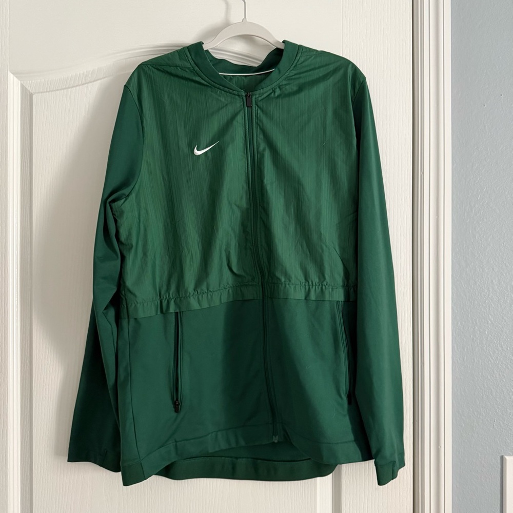 Nike Men’s Lightweight Golf Jacket